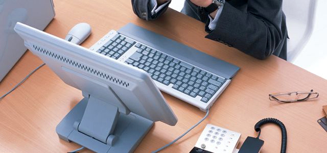 21世紀スタイル:黒電話から通信工事への進歩